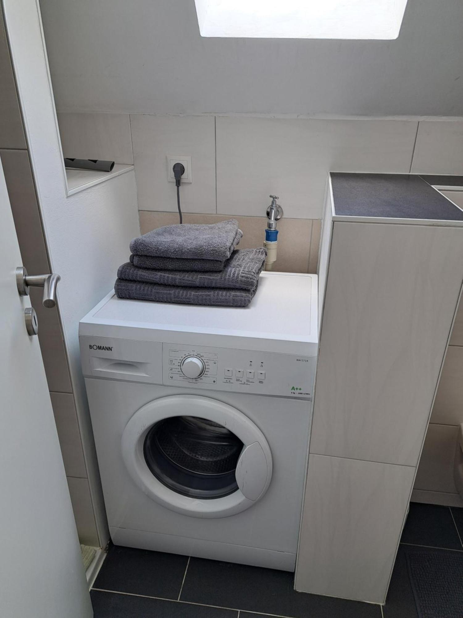 Wunderschoenes 2 Zimmer Apartment Inkl. Parkplatz Asbach  Екстериор снимка