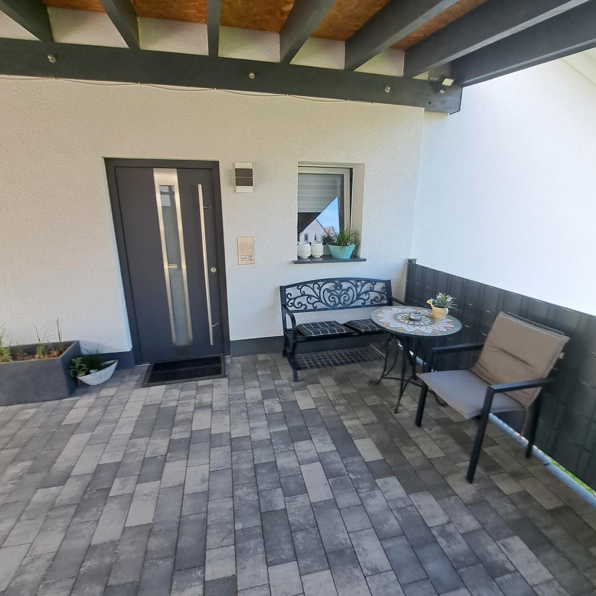 Wunderschoenes 2 Zimmer Apartment Inkl. Parkplatz Asbach  Екстериор снимка